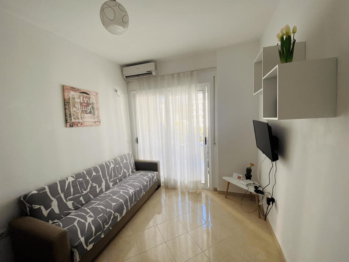 Madernas Bernad Apartment Orikum Exterior photo