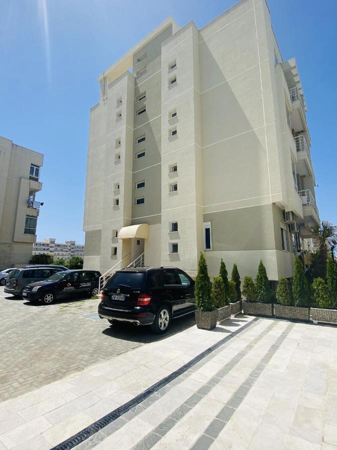 Madernas Bernad Apartment Orikum Exterior photo